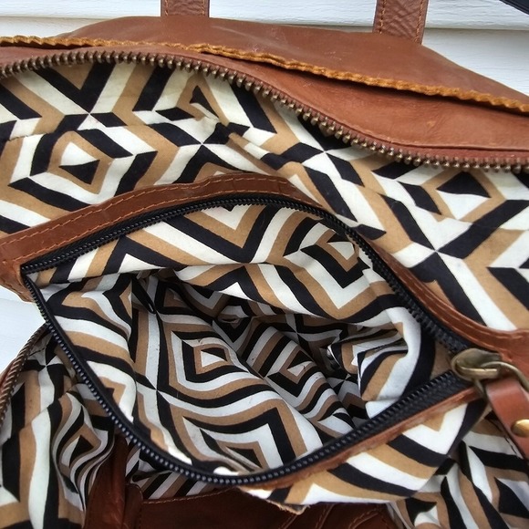 Latico NJ USA Women's Pecan Brown Leather Backpack Pocketbook Tassel Zip Up Tote - Picture 9 of 11